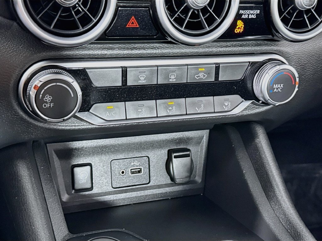 Used 2025 Nissan Sentra S FWD image 20