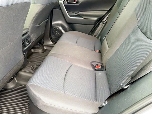 Used 2024 Toyota RAV4 LE AWD/4WD image 21