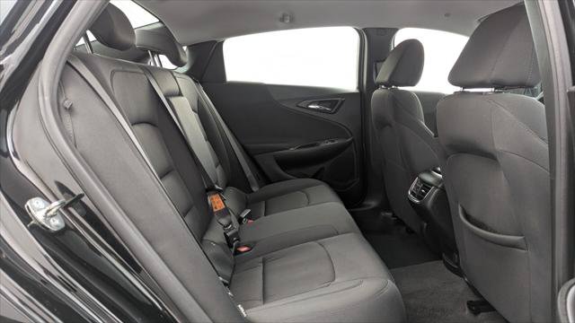 Used 2023 Chevrolet Malibu LT FWD image 19
