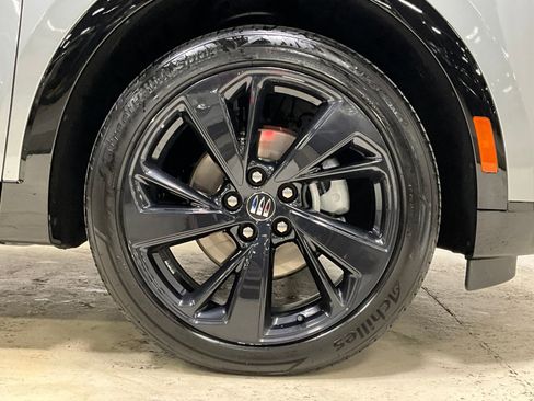 Used 2025 Buick Envision Sport Touring AWD/4WD image 11