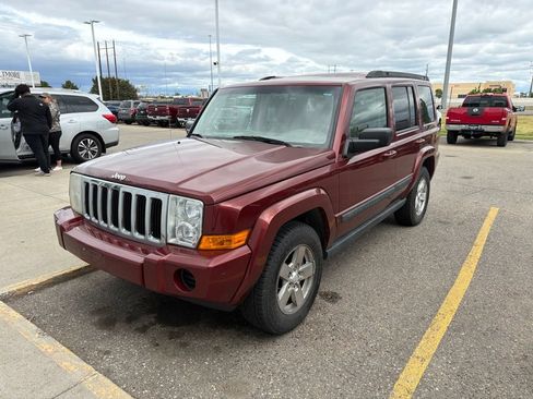 Used 2008 Jeep Commander Sport AWD/4WD image 3