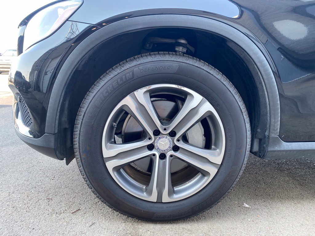 Used 2016 Mercedes-Benz GLC 300 4MATIC image 29
