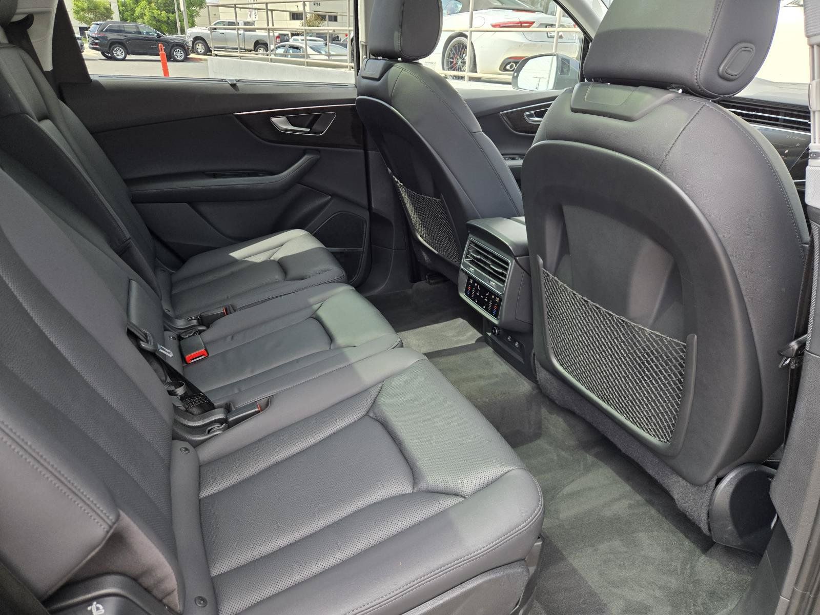 Used 2022 Audi Q7 3.0T Premium Plus AWD/4WD image 31