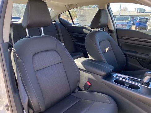 New 2025 Nissan Altima 2.5 SV w/ SV Special Edition Package image 10