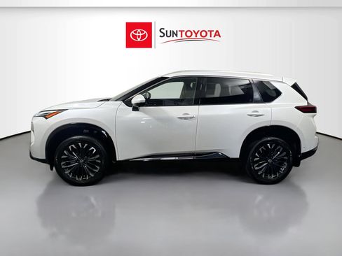 Used 2024 Nissan Rogue Platinum w/ Platinum Premium Package AWD/4WD image 7