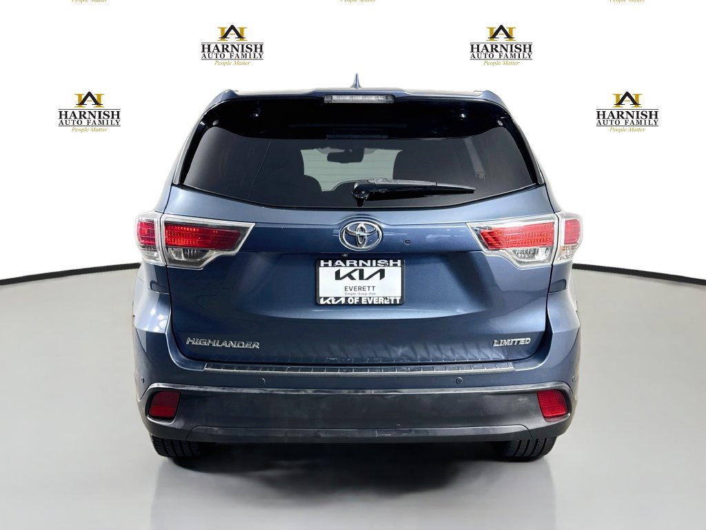 Used 2014 Toyota Highlander Limited Platinum FWD image 6