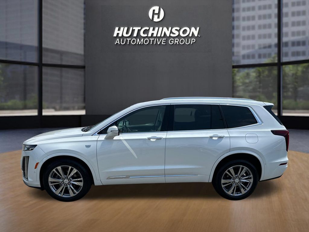Certified 2023 Cadillac XT6 Premium Luxury w/ Technology Package AWD/4WD image 4