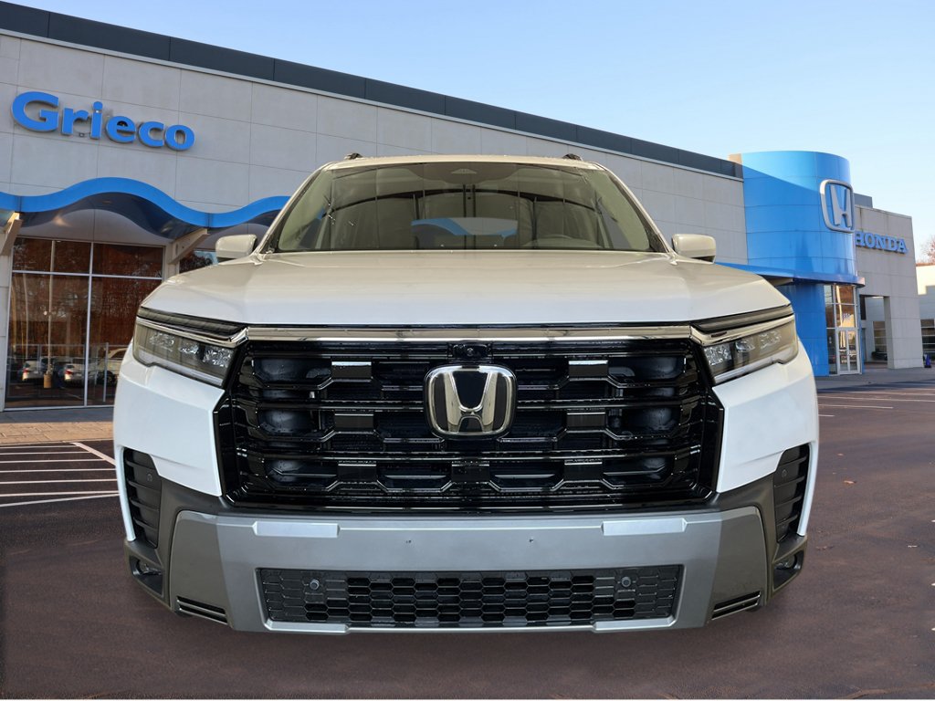 New 2026 Honda Pilot Touring image 10