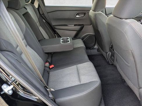 Used 2024 Nissan Rogue SV FWD image 19