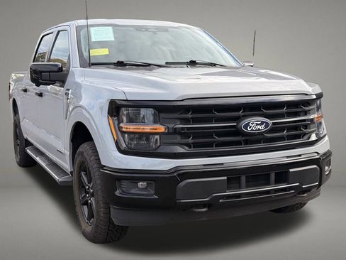 Used 2024 Ford F150 XLT w/ Mobile Office Package image 8