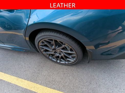 Used 2025 Toyota Camry SE w/ Multimedia Upgrade Package AWD/4WD image 5