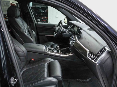 Certified 2023 BMW X5 xDrive40i w/ M Sport Package image 18