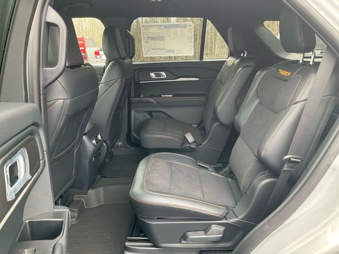 New 2026 Ford Explorer Tremor w/ Tremor Convenience Package image 14
