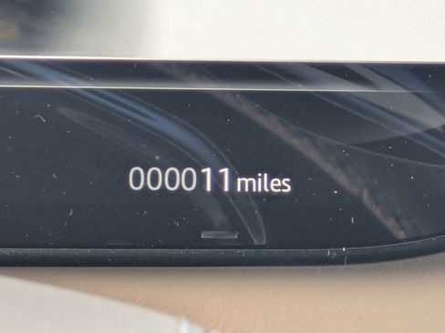 New 2026 Land Rover Range Rover Sport Dynamic SE image 11