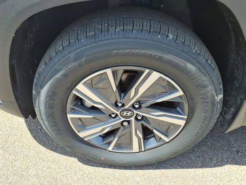Used 2024 Hyundai Tucson Blue AWD/4WD image 9