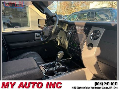 Used 2011 Ford Expedition XLT w/ 203A Rapid Spec Order Code image 26