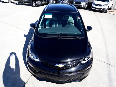 Used 2020 Chevrolet Bolt Premier w/ Infotainment Package image 11