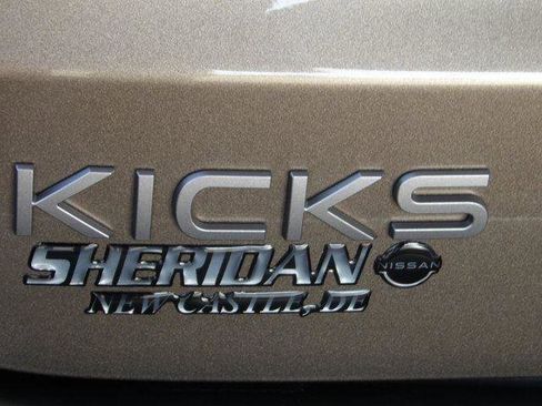 Certified 2025 Nissan Kicks SR image 8