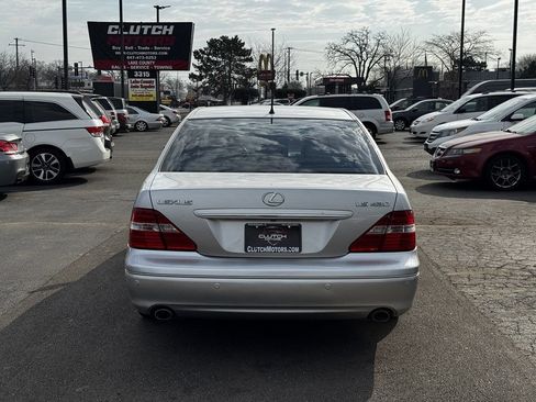 Used 2005 Lexus LS 430 w/ Ultra Luxury Pkg RWD image 6
