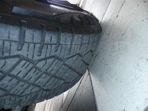 Used 2024 Tesla Cybertruck AWD Crew Cab image 37