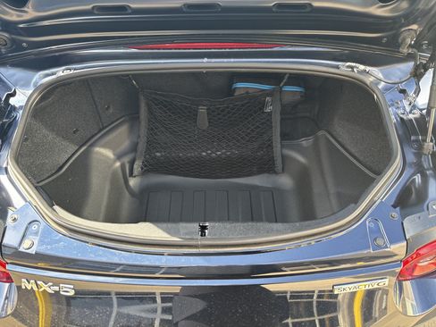 Used 2025 MAZDA MX-5 Miata Grand Touring w/ Weather Package RWD image 30