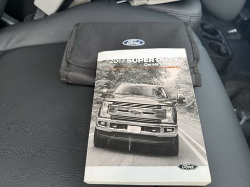 Used 2017 Ford F350 XLT w/ Camper Package image 36