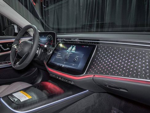 Certified 2025 Mercedes-Benz E 350 Sedan image 13