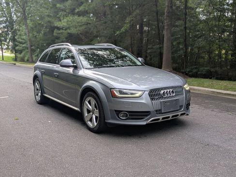 Used 2015 Audi A4 Premium Plus w/ Technology Package AWD/4WD image 14
