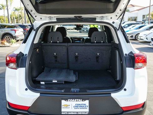 Used 2024 Chevrolet TrailBlazer LT FWD image 24