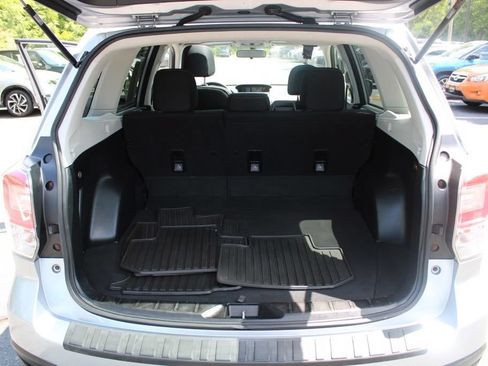 Used 2018 Subaru Forester 2.5i Premium AWD/4WD image 24