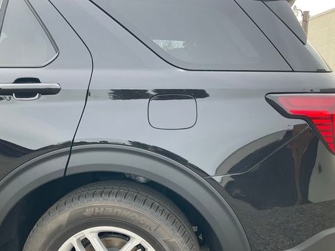 New 2026 Ford Explorer Active w/ Active Comfort Package image 13