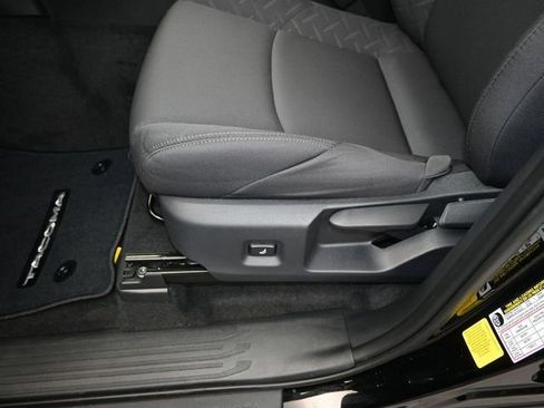 Used 2026 Toyota Tacoma SR image 10