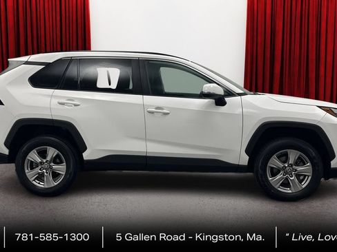 Certified 2023 Toyota RAV4 XLE AWD/4WD image 4