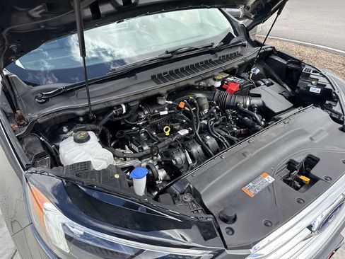 Used 2022 Ford Edge SEL w/ Convenience Package image 7