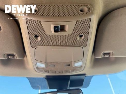 Used 2019 Ford F150 Lariat w/ Equipment Group 502A Luxury AWD/4WD image 14