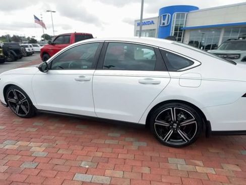 Certified 2023 Honda Accord Sport image 8