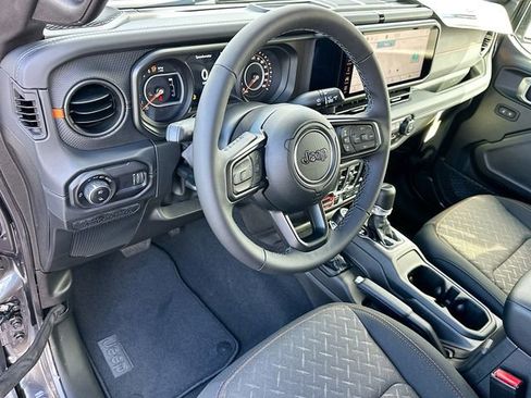 New 2026 Jeep Gladiator Mojave image 6