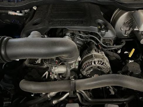 Used 2019 RAM 1500 Big Horn AWD/4WD image 33