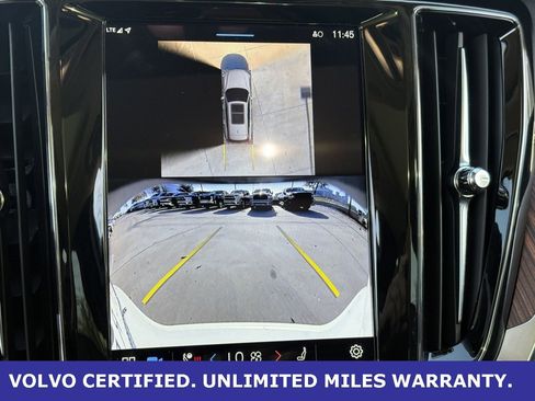 Certified 2025 Volvo V60 B5 Cross Country Plus image 22