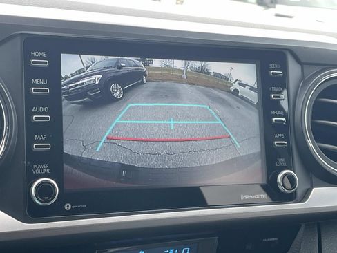 Used 2023 Toyota Tacoma SR5 w/ Technology Package image 14