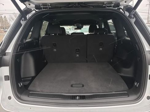 New 2026 Jeep Grand Cherokee Altitude image 5