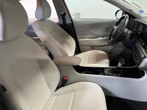 Used 2024 Hyundai Kona SEL FWD image 13