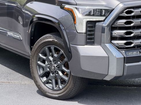 Used 2025 Toyota Tundra Platinum AWD/4WD image 17