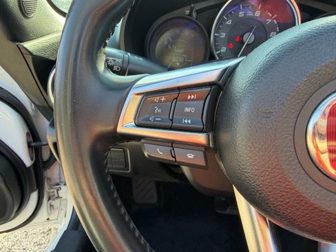 Used 2017 FIAT 124 Spider Classica image 17