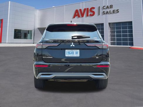 Used 2025 Mitsubishi Outlander SE AWD/4WD image 7
