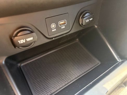 Used 2018 Hyundai Tucson SE w/ Cargo Package FWD image 19