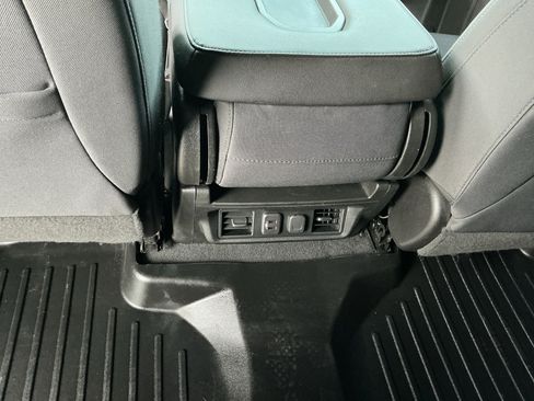 Used 2019 Chevrolet Silverado 1500 LT w/ All-Star Edition image 29