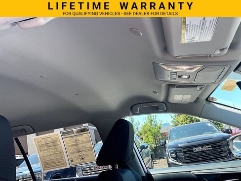 Used 2023 Toyota RAV4 XLE AWD/4WD image 18
