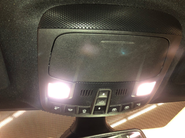Used 2023 Ford Edge ST-Line AWD/4WD image 24
