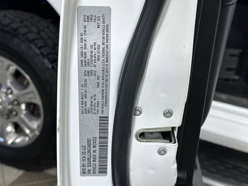 Used 2024 RAM 2500 Big Horn image 35